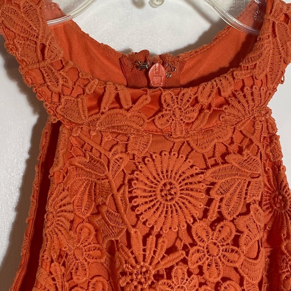 LU LU’S crochet dress. XS sleeveless - Picture 7 of 11